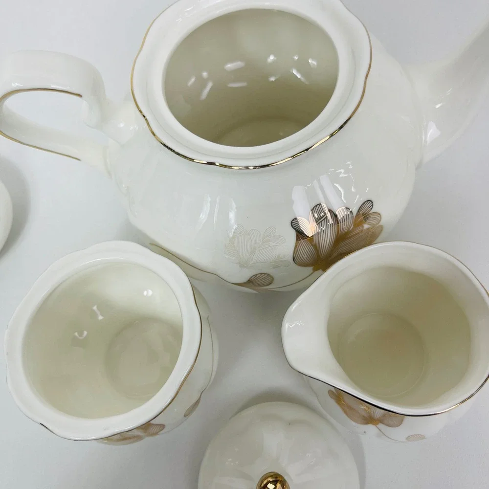 Jingdezhen elegant porcelain